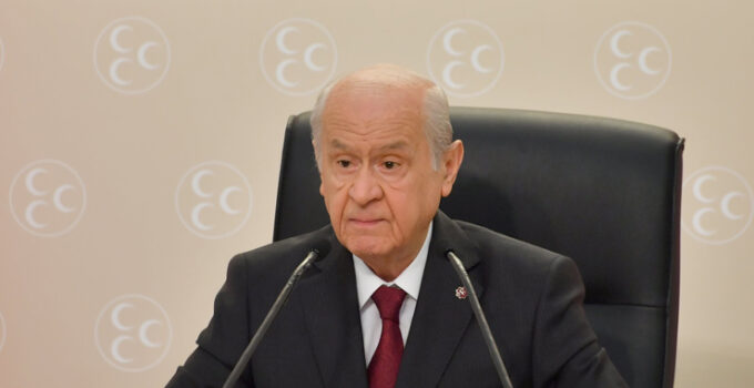 MHP’den Devlet Bahçeli paylaşımı: “Hele durma, yürü sen, daha yolun yarısı var”