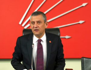 CHP’den Özgür Özel’in A takımı belli oldu: İki koltukta değişiklik