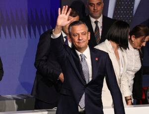 CHP kurultayı için YSK’ye başvurduğu iddia edilmişti: Berhan Şimşek’ten yalanlama
