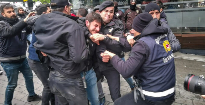 1 Mayıs gösterileriyle ilgili 17 kişiye tutuklama talebi!