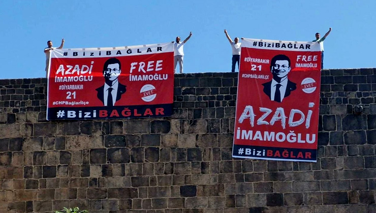 Diyarbakır’da “Ekrem İmamoğlu’na Özgürlük” pankartı asan CHP’liler ifadeye çağrıldı