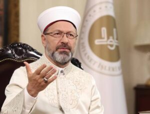 Diyanet’in cuma hutbesi olay oldu! Erkek ve kadının baş başa kalması haramdır