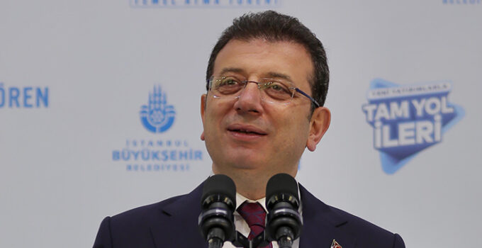 Ekrem İmamoğlu’nun mektubu Beyazıt’ta okundu: Beni bir hücreye kapattılar ama hâlâ benden ödleri kopuyor