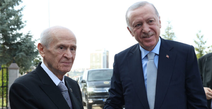 Devlet Bahçeli’den Cumhurbaşkanı Erdoğan açıklaması: “Yolundan caymaya hakkı yoktur”
