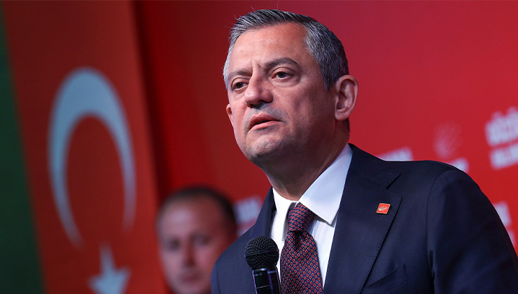 Özgür Özel, Aydın’da konuştu: Bizi bu yoldan hiçbir darbeci çeviremez