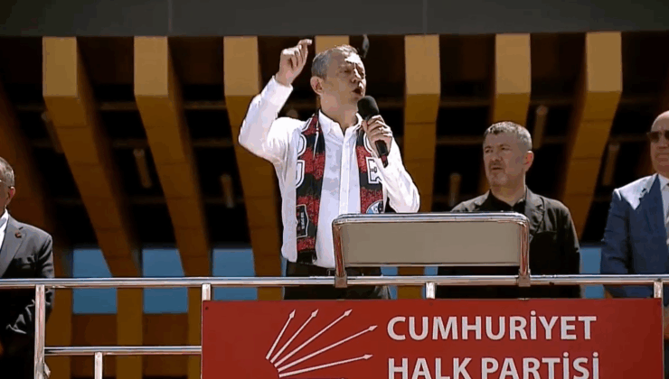 Özgür Özel, Van’da konuştu: Terörsüz Türkiye’ye ‘evet’ diyoruz!
