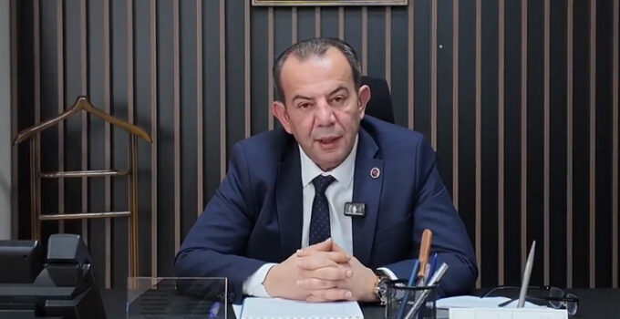 Tanju Özcan’dan ‘içki’ yanıtı: Bana uyar da Erdoğan’a uymaz