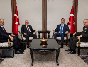 Ankara’da 4 saatlik kritik toplantı: İsrail tehdidi masaya yatırıldı