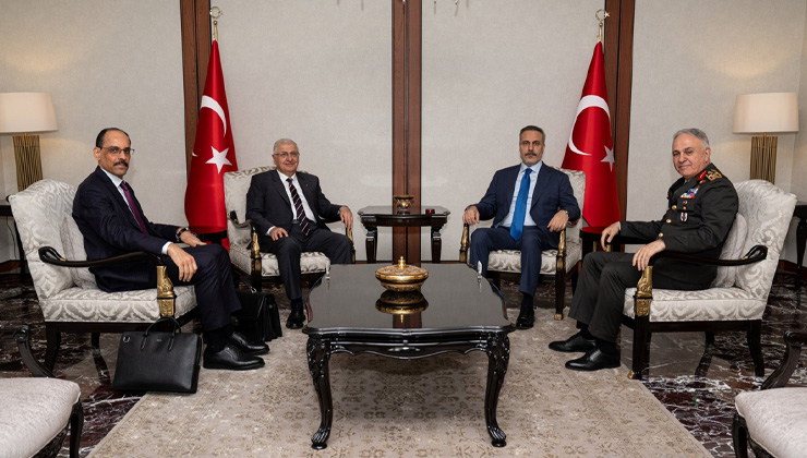 Ankara’da 4 saatlik kritik toplantı: İsrail tehdidi masaya yatırıldı
