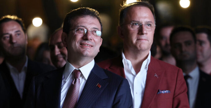 Ekrem İmamoğlu’ndan Mehmet Murat Çalık tepkisi: İçeride 15 kilo kaybetmiş insana zulmediyorsunuz