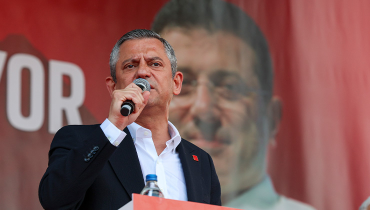 Özgür Özel’den Gaziosmanpaşa çağrısı: Erdoğan, rakiplerini hapse atarak kazanabileceğini sandı